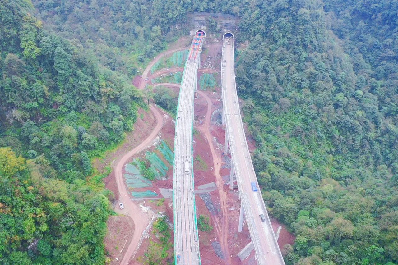 羅山溪大橋.jpg